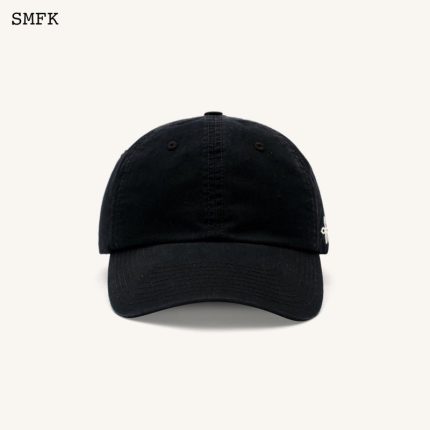 Compass Cross Chain Badge Baseball Cap In Black
