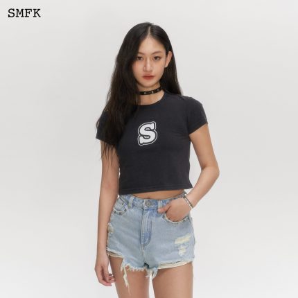 Skinny Model Black Tight T-shirt